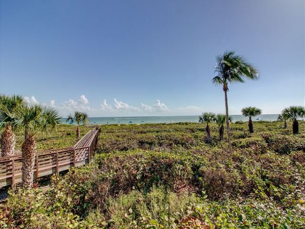 Secluded East end First floor Sanibel Beach Condo
