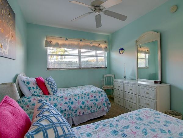 Secluded East end First floor Sanibel Beach Condo
