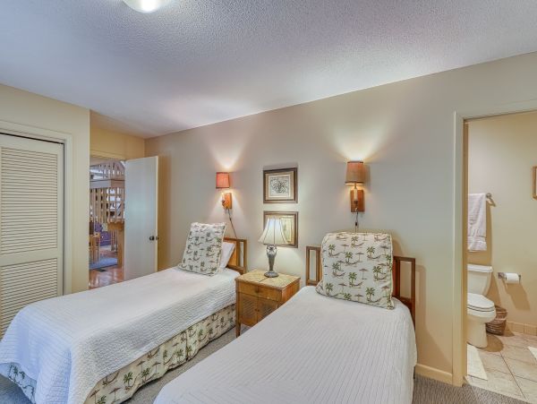 Hilton Head Home 1008495