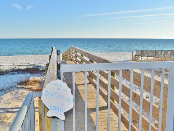 Gulf Shores Beachfront Vacation Home Sleeps 20 Guests