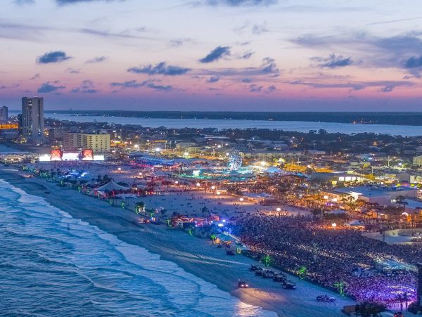 Gulf Shores Beachfront Vacation Home Sleeps 20 Guests
