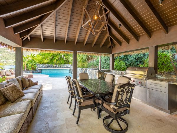 Tortola Luxury Vacation Villa with 4 Bedrooms & Pool