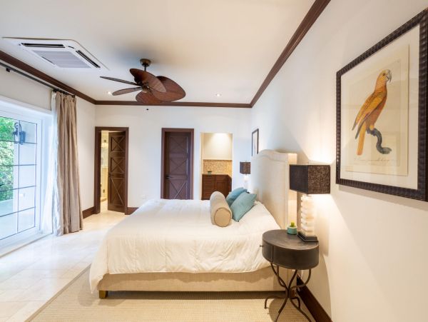 Tortola Luxury Vacation Villa with 4 Bedrooms & Pool