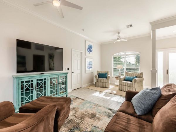 Marco Island Canal Front Luxury Vacation Pool Home