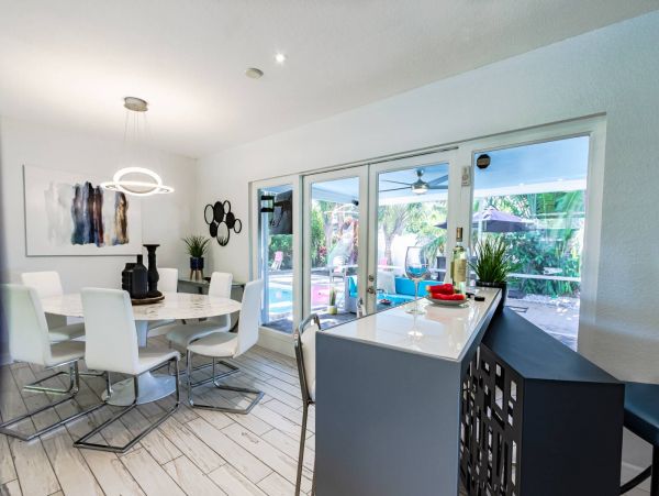Three Bedroom Rental Sarasota Private Pool
