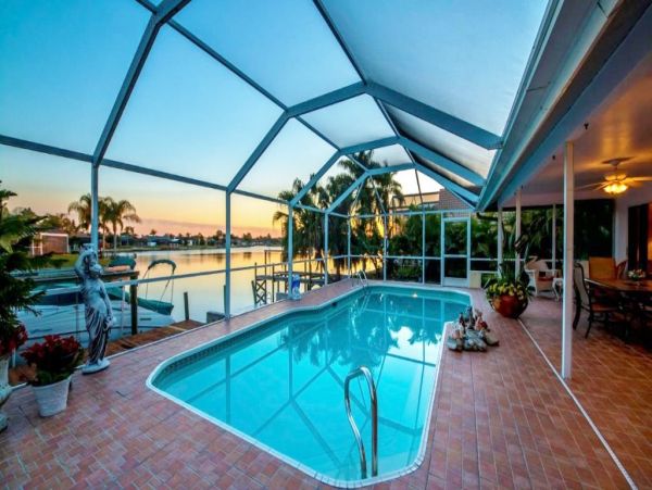 Cape Coral Vacation Rentals - Luxury Lake Front Villas with Heated Pools