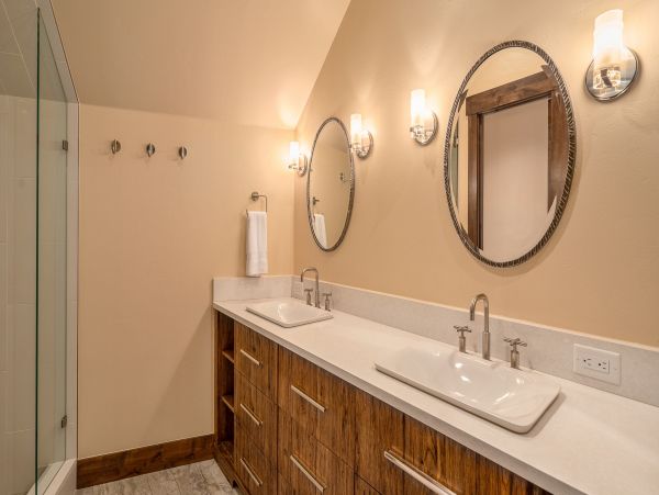 Breckenridge Vacation Home Six Bedroom Mountain Views