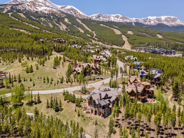 Breckenridge Vacation Home Six Bedroom Mountain Views