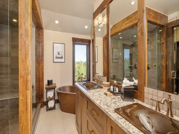 Breckenridge Vacation Home Six Bedroom Mountain Views