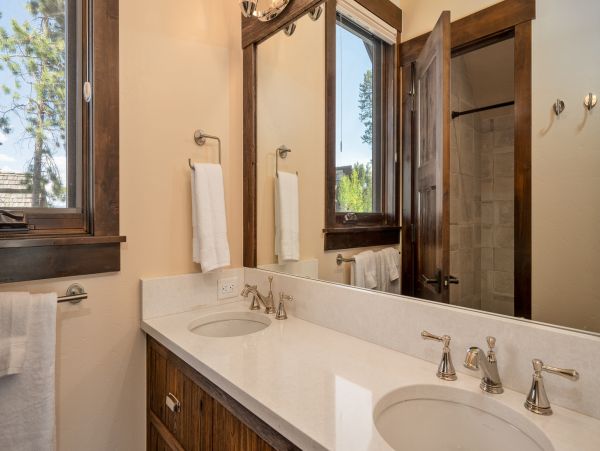 Breckenridge Vacation Home Six Bedroom Mountain Views