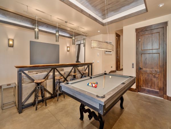 Breckenridge Vacation Home Six Bedroom Mountain Views