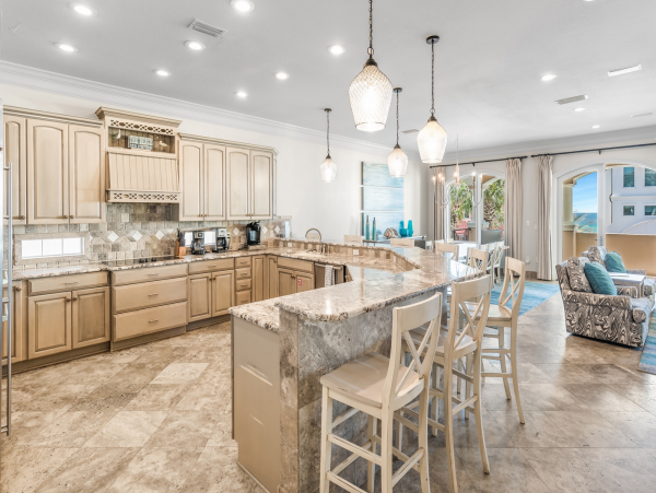 Beautiful Destin Vacation Home with Private Pool