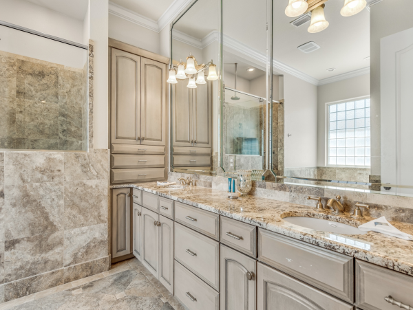 Beautiful Destin Vacation Home with Private Pool