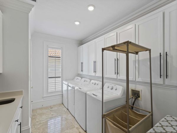 Beautiful Destin Vacation Home Located on Beach