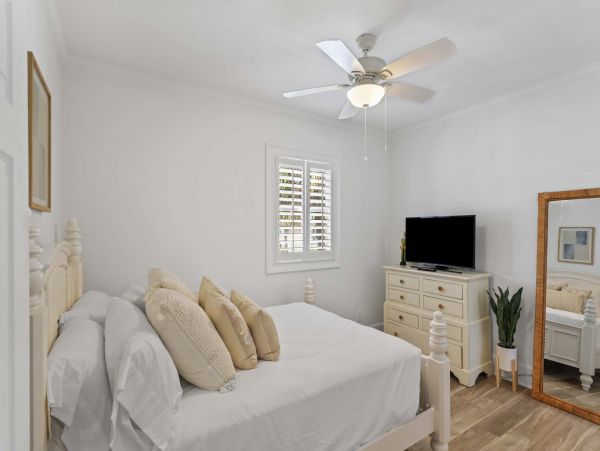 Beautiful Destin Vacation Home Located on Beach