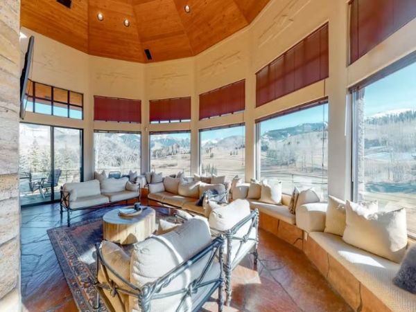 Telluride Vacation Home with 5 Bedrooms and Loft Sleeps 18