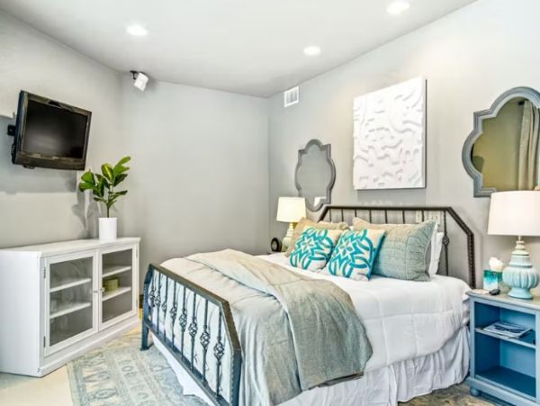 Telluride Vacation Home with 5 Bedrooms and Loft Sleeps 18