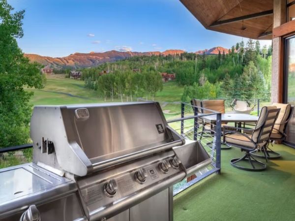 Telluride Vacation Home with 5 Bedrooms and Loft Sleeps 18