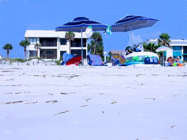 First Floor 2 Bedroom Condo in Bradenton Beach Sleeps 6
