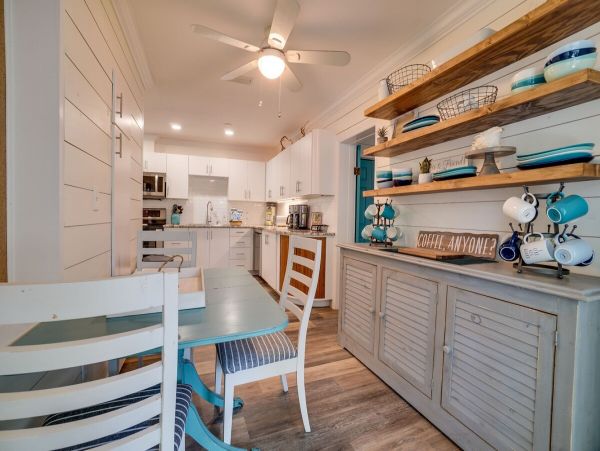 Bradenton Beach Vacation Home Four Bedroom 2 Blocks to Beach