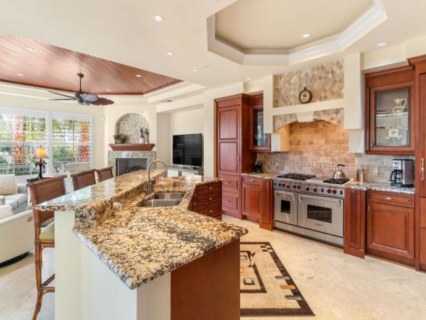 Bonita Springs Luxury Vacation Pool Villa Sleeps Eight