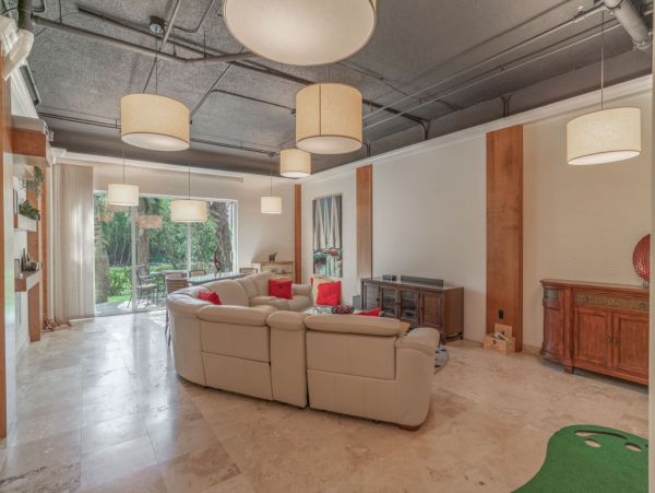 Bonita Springs Luxury Vacation Pool Villa Sleeps Eight