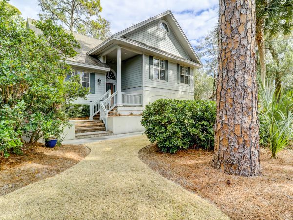 Hilton Head Walk to Beach Five Bedroom Vacation Home
