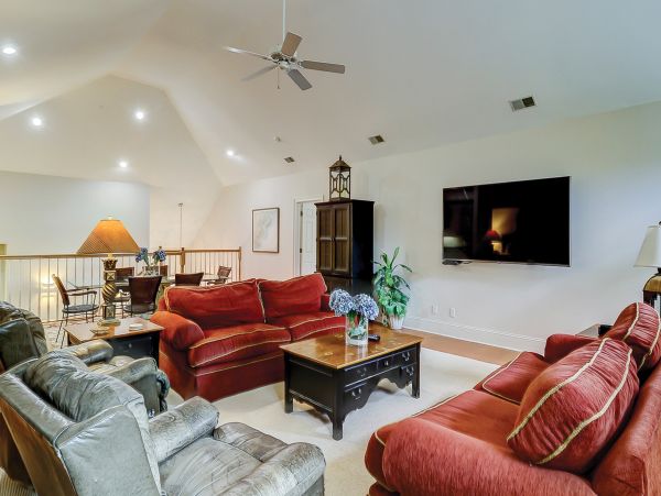 Hilton Head Walk to Beach Five Bedroom Vacation Home