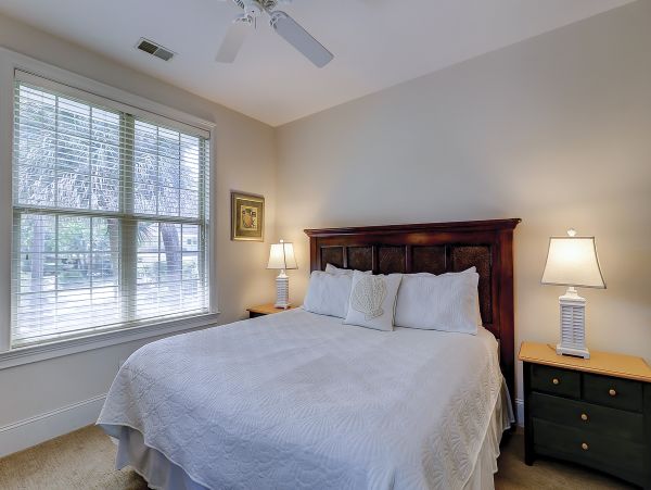 Hilton Head Walk to Beach Five Bedroom Vacation Home