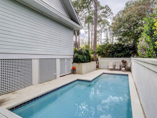 Hilton Head Walk to Beach Five Bedroom Vacation Home
