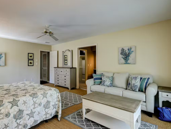 Hilton Head Luxury Vacation Home with Pool