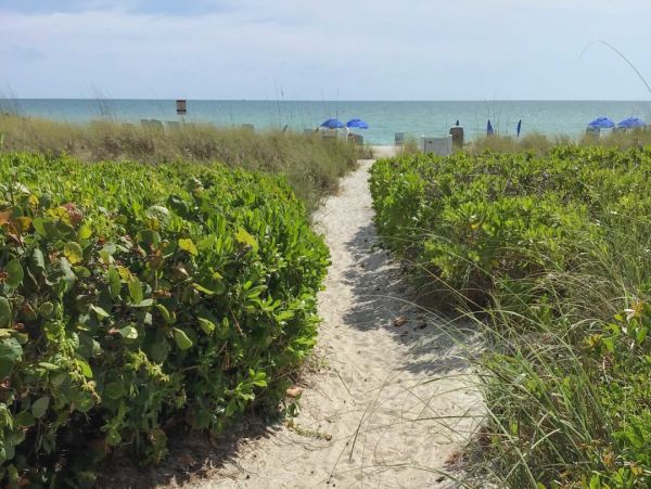 Longboat Key Vacation Condo One Bedroom Walk To Beach
