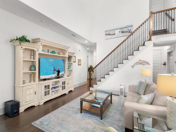 Two-Story Four Bedroom Home Sleeps 8