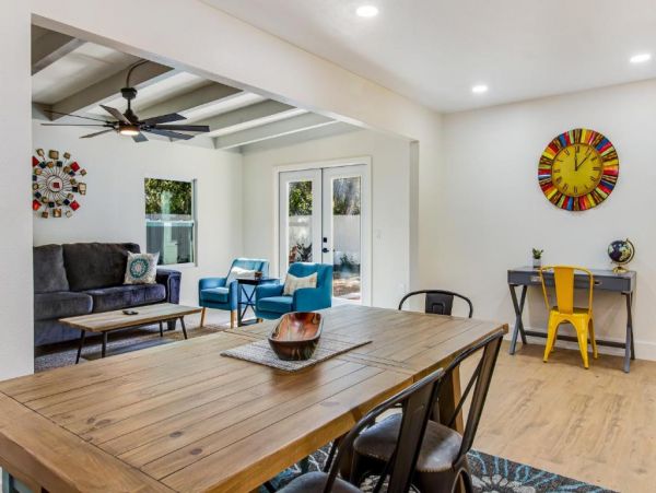 Dog-Friendly Sarasota 3 Bedroom Home Sleeps 7