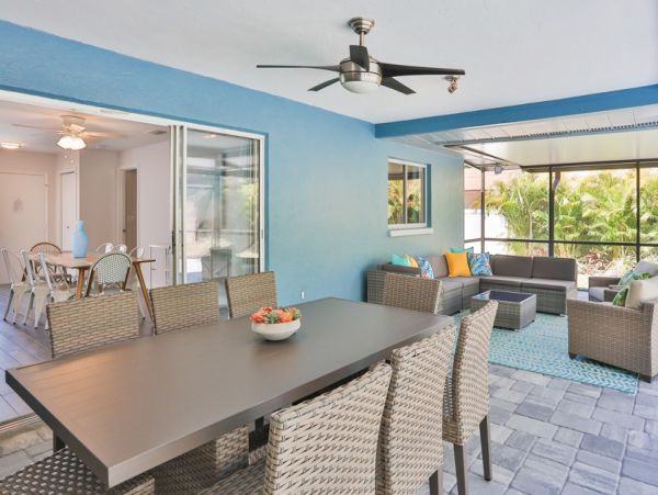 Sarasota Vacation Pool Home Three Bedrooms Sleeps 10 Guests