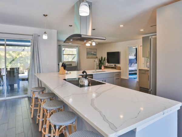 Sarasota Vacation Pool Home Three Bedrooms Sleeps 10 Guests