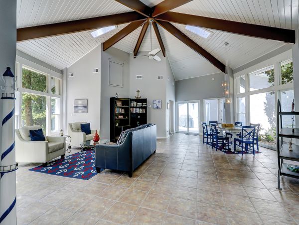 Hilton Head Vacation Four Bedroom Rental with Private Dock