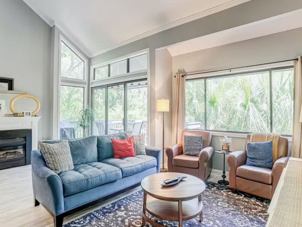 Two Bedroom Vacation Condo in Hilton Head Sleeps 5 Guests