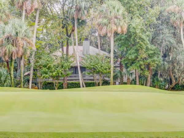 Two Bedroom Vacation Condo in Hilton Head Sleeps 5 Guests
