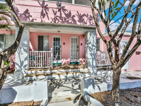 Treasure Island Gulf Front  Eight Bedroom Resort Sleeps 24