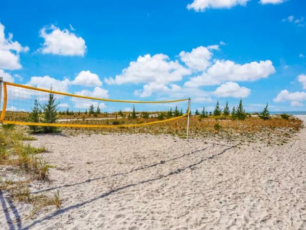 Treasure Island Gulf Front  Eight Bedroom Resort Sleeps 24