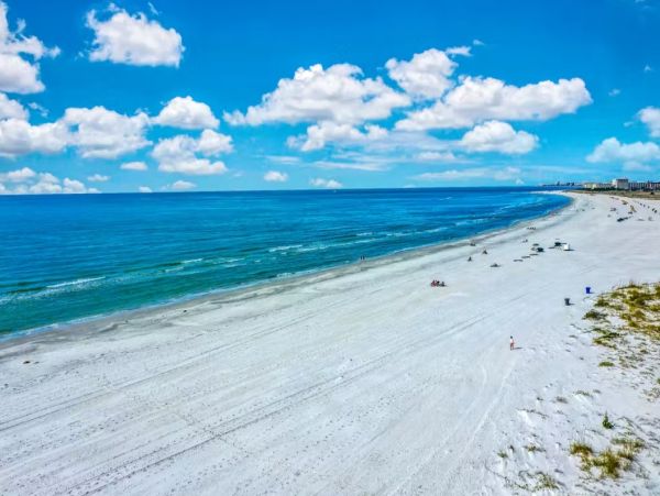 Treasure Island Gulf Front  Eight Bedroom Resort Sleeps 24