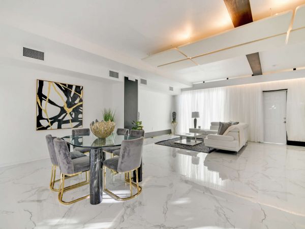 Oceanfront Five Bedroom Luxury Vacation Home in Golden Beach