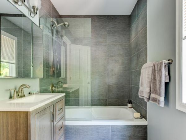 Hamptons Luxury Vacation Home with Private Pool - 10 Guests
