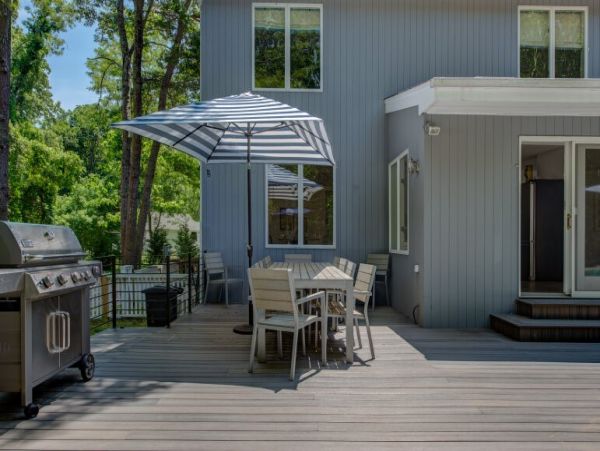 Hamptons Luxury Vacation Home with Private Pool - 10 Guests