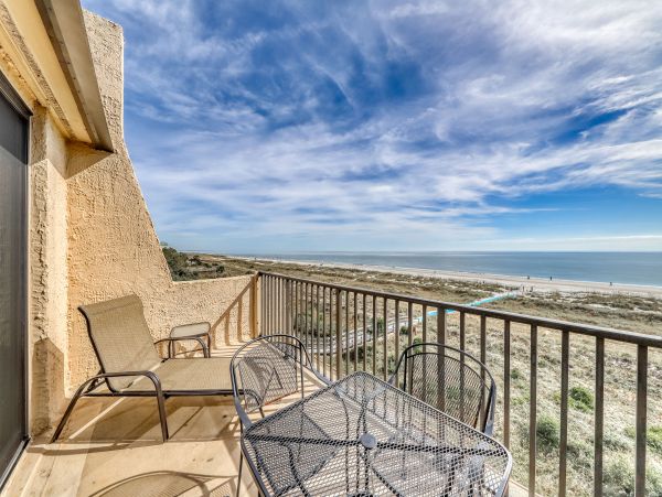 Hilton Head Waterfront Vacation Condo