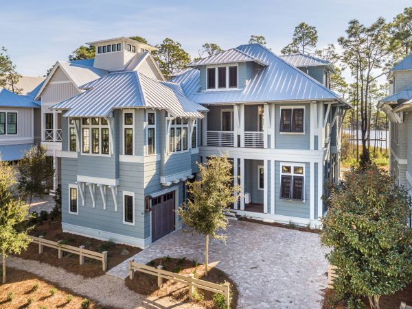 Santa Rosa Lake Front 5 Bedroom Pool Home & Carriage House