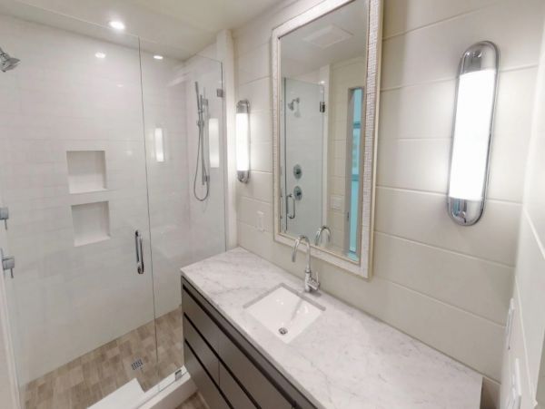Walk to Beach Six Bedroom Vacation Condo with Private Pool