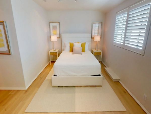 Walk to Beach Six Bedroom Vacation Condo with Private Pool