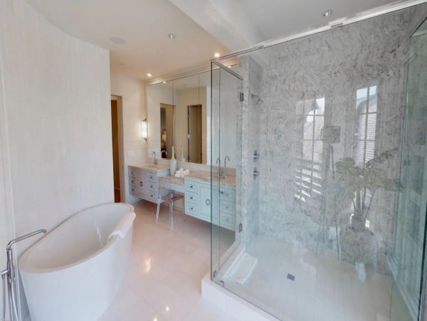 Walk to Beach Six Bedroom Vacation Condo with Private Pool